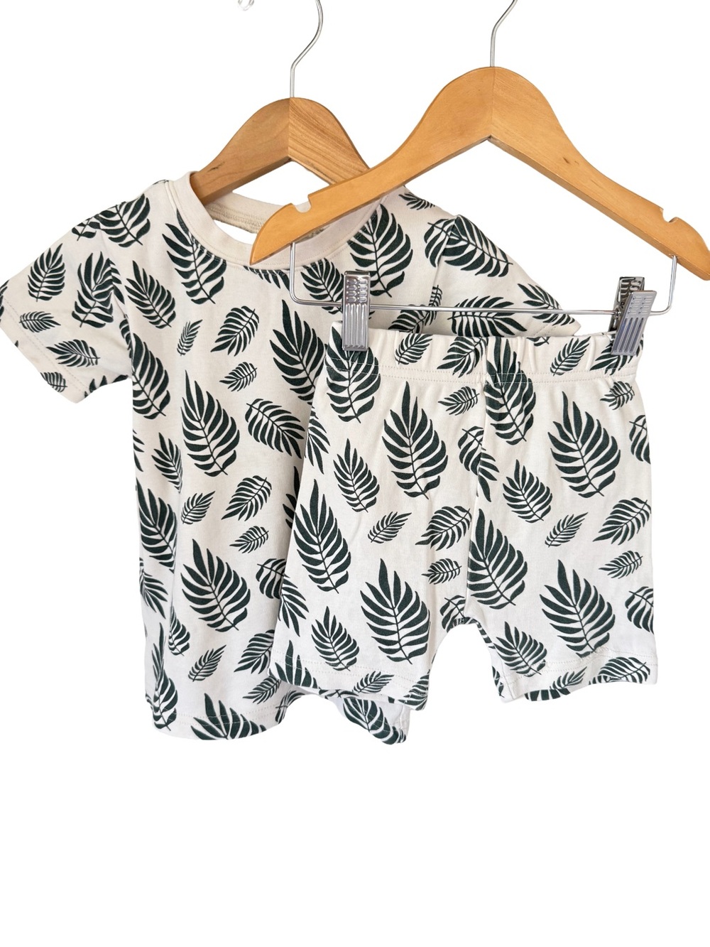 Parade Kids Leaf-Print Short Pajama Set - Cream & Green Leaf